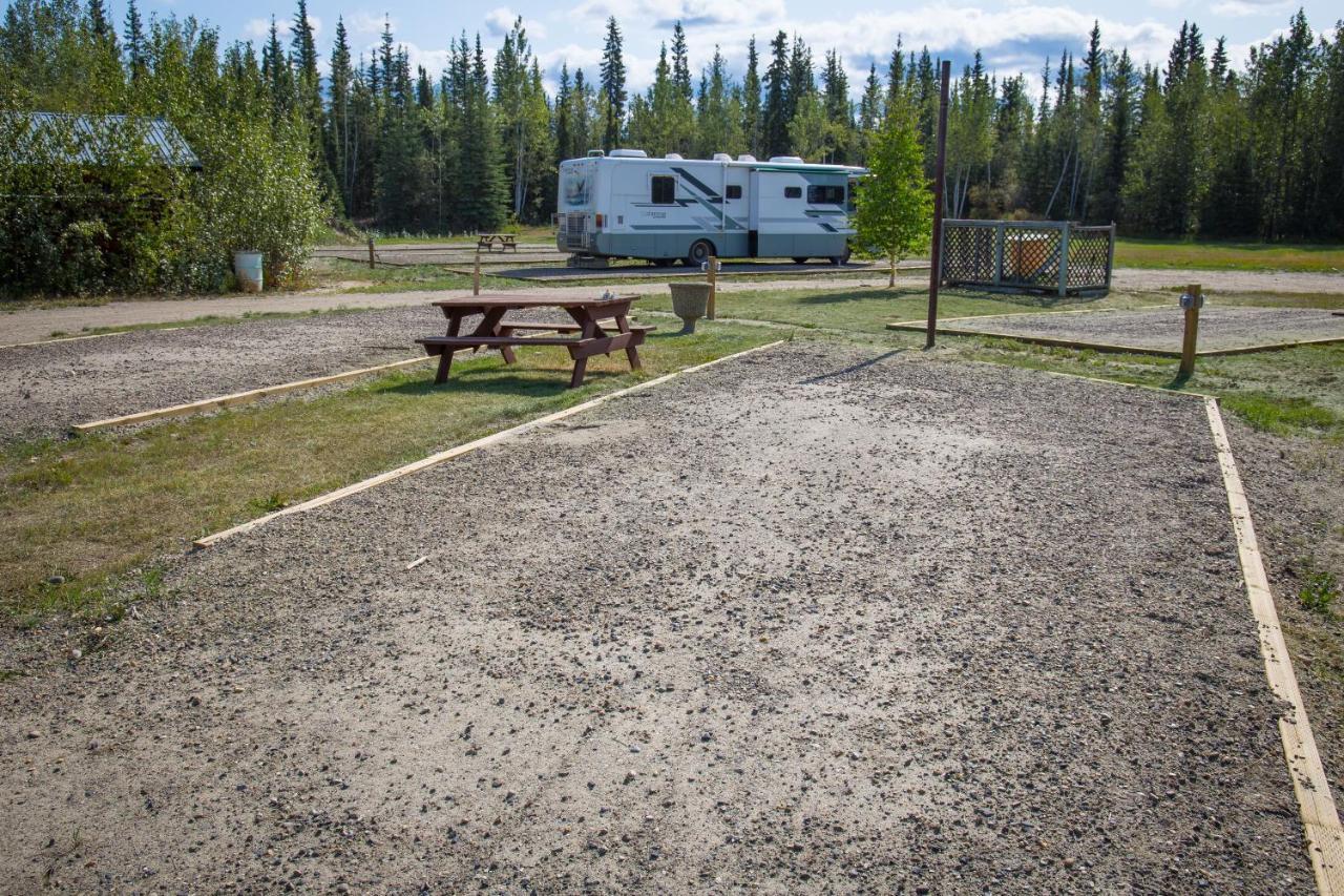 Bedrock Motel Mayo Landing Exterior foto